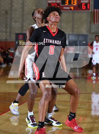 Thumbnail 1 in Etiwanda vs. Westchester (Nike Extravaganza) photogallery.