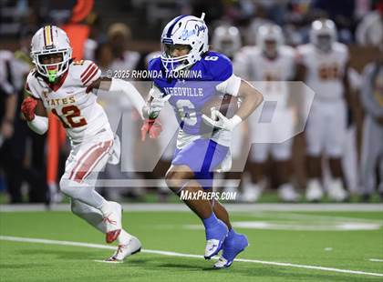 Thumbnail 3 in Needville @ Yates  (UIL 4A D1 Football Bi-District) photogallery.