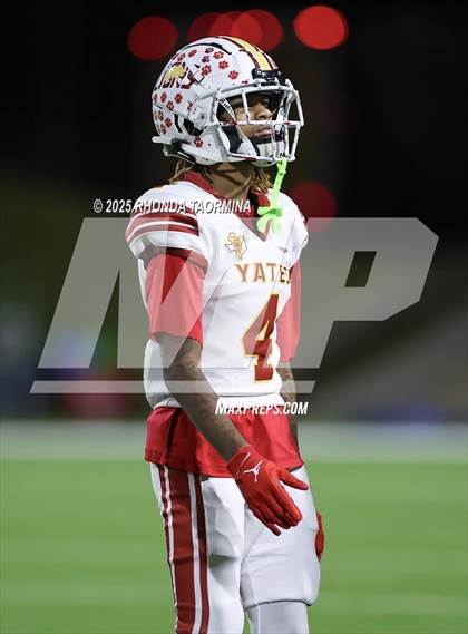 Thumbnail 3 in Needville @ Yates  (UIL 4A D1 Football Bi-District) photogallery.