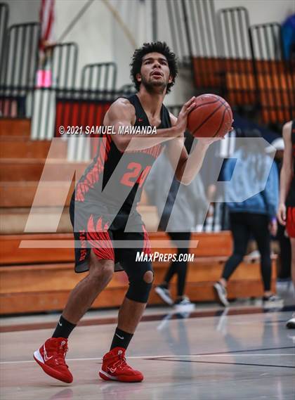 Thumbnail 1 in Palisades vs Centennial (19th Annual Rose City Roundball classic) photogallery.