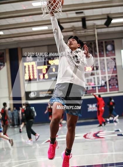 Thumbnail 3 in Palisades vs Centennial (19th Annual Rose City Roundball classic) photogallery.
