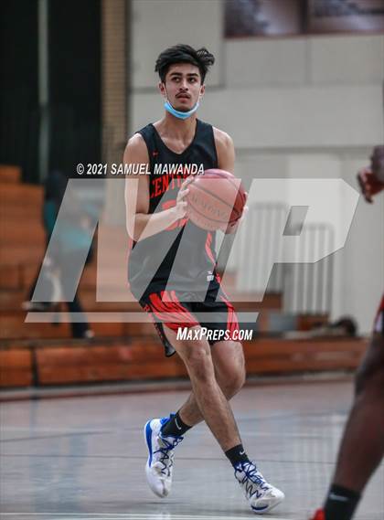 Thumbnail 2 in Palisades vs Centennial (19th Annual Rose City Roundball classic) photogallery.