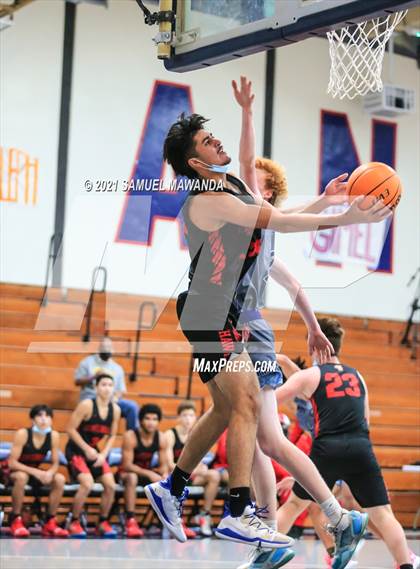 Thumbnail 2 in Palisades vs Centennial (19th Annual Rose City Roundball classic) photogallery.