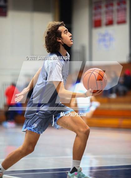Thumbnail 3 in Palisades vs Centennial (19th Annual Rose City Roundball classic) photogallery.