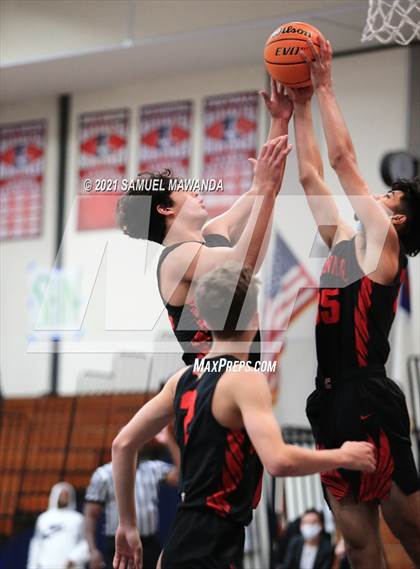Thumbnail 2 in Palisades vs Centennial (19th Annual Rose City Roundball classic) photogallery.
