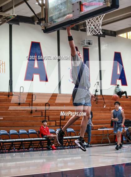 Thumbnail 3 in Palisades vs Centennial (19th Annual Rose City Roundball classic) photogallery.