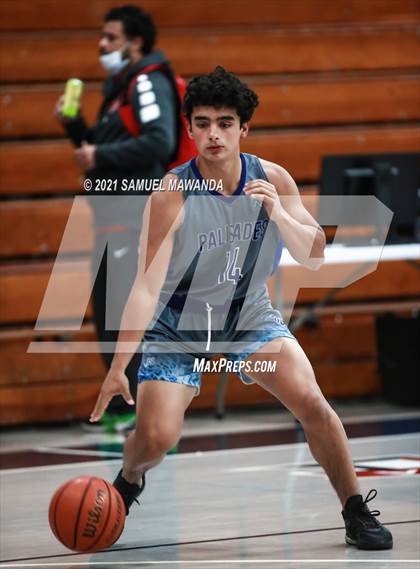 Thumbnail 2 in Palisades vs Centennial (19th Annual Rose City Roundball classic) photogallery.