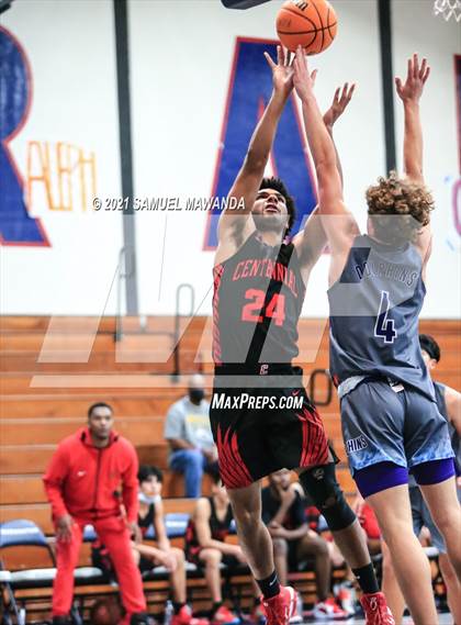 Thumbnail 3 in Palisades vs Centennial (19th Annual Rose City Roundball classic) photogallery.