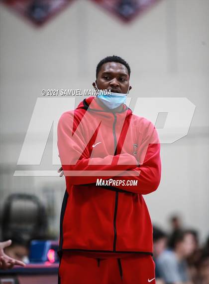Thumbnail 2 in Palisades vs Centennial (19th Annual Rose City Roundball classic) photogallery.