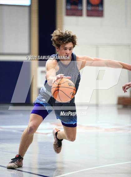 Thumbnail 1 in Palisades vs Centennial (19th Annual Rose City Roundball classic) photogallery.