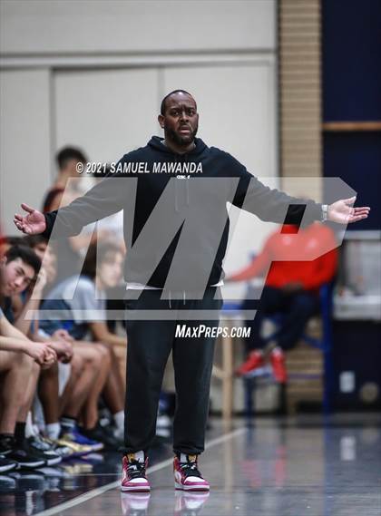 Thumbnail 2 in Palisades vs Centennial (19th Annual Rose City Roundball classic) photogallery.