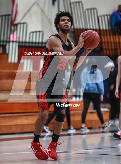 Thumbnail 3 in Palisades vs Centennial (19th Annual Rose City Roundball classic) photogallery.