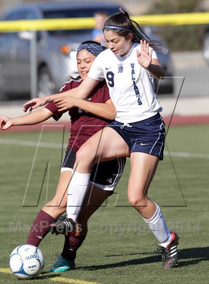 Thumbnail 3 in Bishop Conaty-Loretto vs. St. Genevieve (CIF SS Playoffs) photogallery.