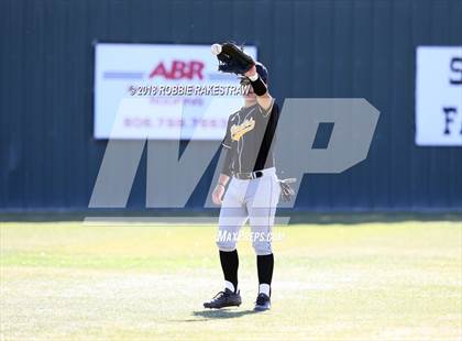 Thumbnail 3 in Crandall vs Lamesa (Levelland Tournament) photogallery.