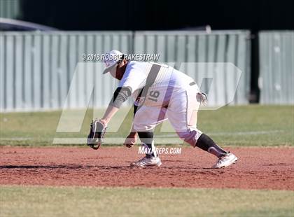 Thumbnail 3 in Crandall vs Lamesa (Levelland Tournament) photogallery.