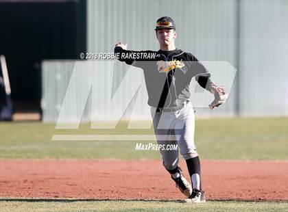 Thumbnail 3 in Crandall vs Lamesa (Levelland Tournament) photogallery.