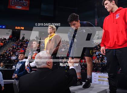 Thumbnail 2 in CIF State Boys Wrestling Championships (Awards) photogallery.