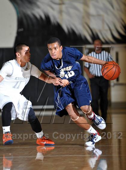 Thumbnail 1 in San Marcos vs. Mater Dei (Eagle Invitational) photogallery.