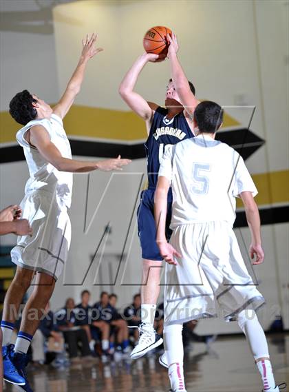 Thumbnail 2 in San Marcos vs. Mater Dei (Eagle Invitational) photogallery.