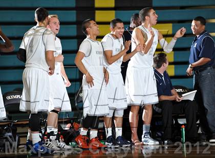 Thumbnail 1 in San Marcos vs. Mater Dei (Eagle Invitational) photogallery.