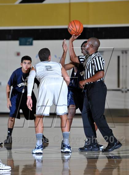Thumbnail 1 in San Marcos vs. Mater Dei (Eagle Invitational) photogallery.