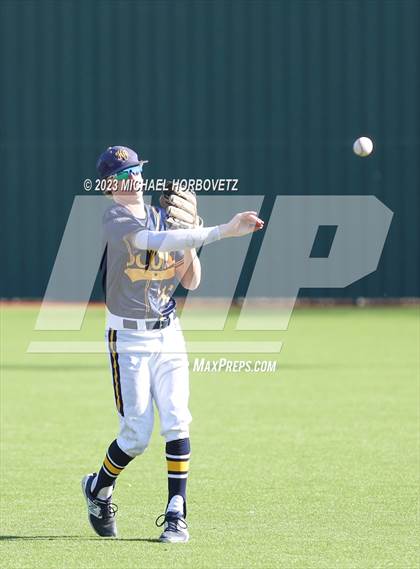 Thumbnail 3 in Lovejoy vs. Highland Park photogallery.