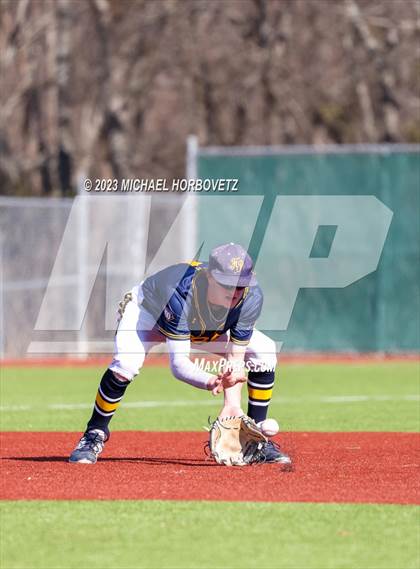 Thumbnail 3 in Lovejoy vs. Highland Park photogallery.