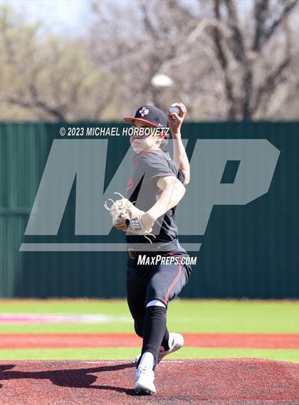 Thumbnail 3 in Lovejoy vs. Highland Park photogallery.