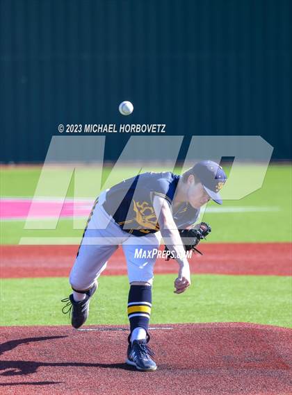 Thumbnail 3 in Lovejoy vs. Highland Park photogallery.
