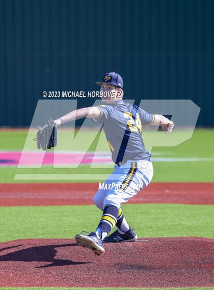 Thumbnail 2 in Lovejoy vs. Highland Park photogallery.