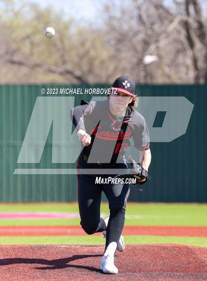 Thumbnail 1 in Lovejoy vs. Highland Park photogallery.