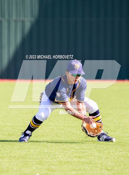 Thumbnail 1 in Lovejoy vs. Highland Park photogallery.