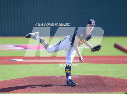 Thumbnail 2 in Lovejoy vs. Highland Park photogallery.