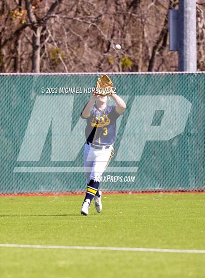 Thumbnail 2 in Lovejoy vs. Highland Park photogallery.