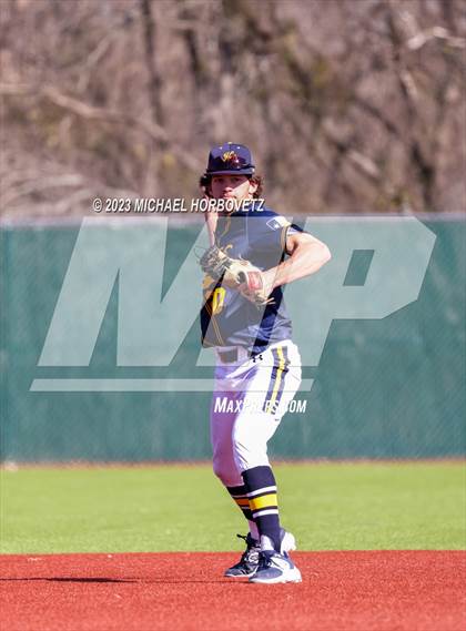 Thumbnail 3 in Lovejoy vs. Highland Park photogallery.