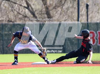 Thumbnail 3 in Lovejoy vs. Highland Park photogallery.