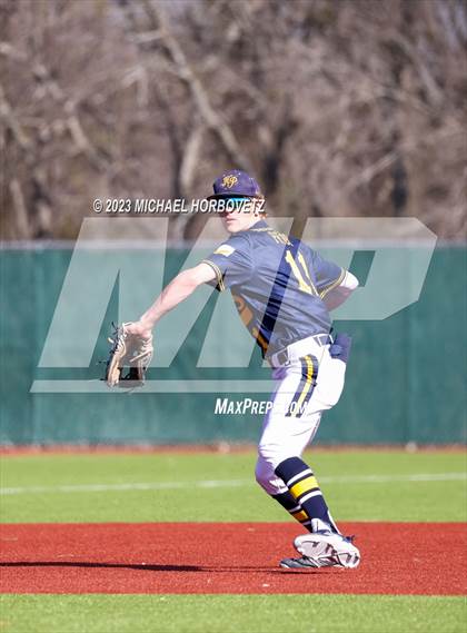 Thumbnail 2 in Lovejoy vs. Highland Park photogallery.