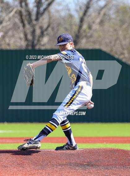 Thumbnail 2 in Lovejoy vs. Highland Park photogallery.