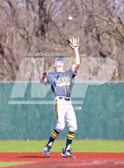 Thumbnail 2 in Lovejoy vs. Highland Park photogallery.