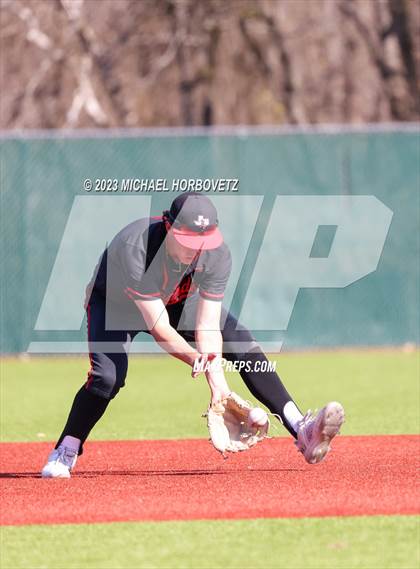 Thumbnail 3 in Lovejoy vs. Highland Park photogallery.