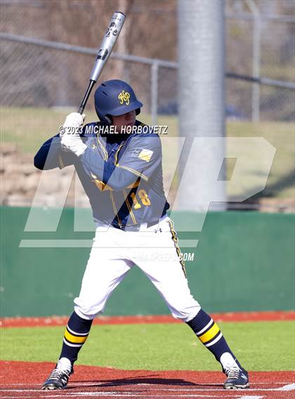 Thumbnail 2 in Lovejoy vs. Highland Park photogallery.