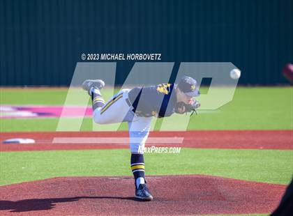Thumbnail 1 in Lovejoy vs. Highland Park photogallery.