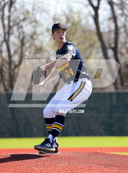 Thumbnail 3 in Lovejoy vs. Highland Park photogallery.