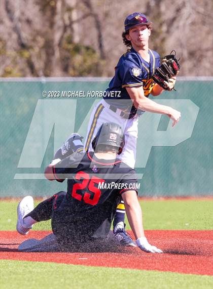 Thumbnail 3 in Lovejoy vs. Highland Park photogallery.