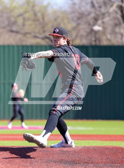 Thumbnail 2 in Lovejoy vs. Highland Park photogallery.
