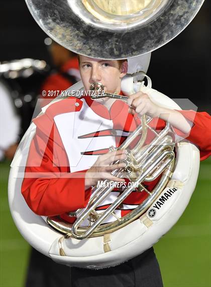 Thumbnail 1 in Holliday @ Ponder photogallery.
