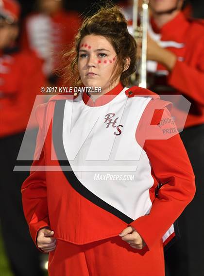 Thumbnail 3 in Holliday @ Ponder photogallery.