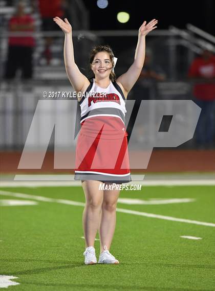 Thumbnail 2 in Holliday @ Ponder photogallery.