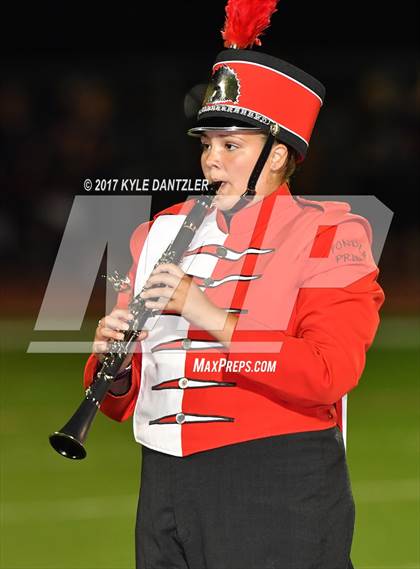 Thumbnail 3 in Holliday @ Ponder photogallery.