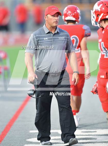 Thumbnail 3 in Holliday @ Ponder photogallery.